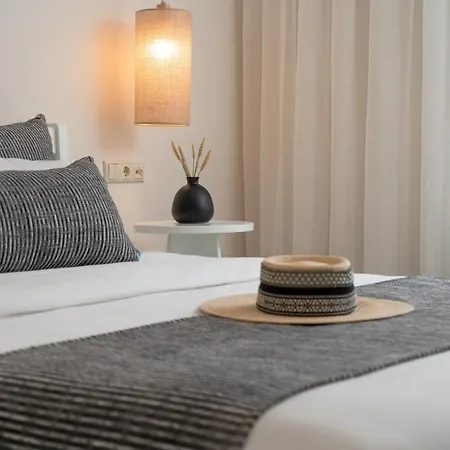 Ormos Apartament Naxos City