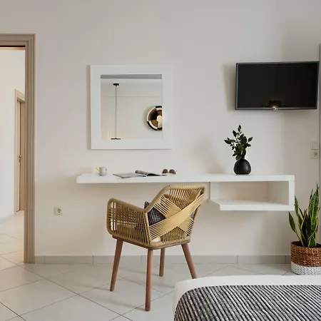 Ormos Apartament Naxos City