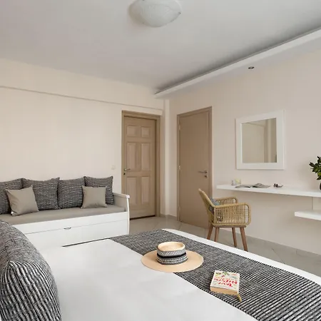 Ormos Apartament Naxos City